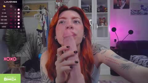 Olivia Kaufman online show from October 31, 4:55 pm