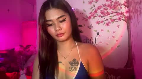 HelloIm  Girly online show from April 25, 12:35 am