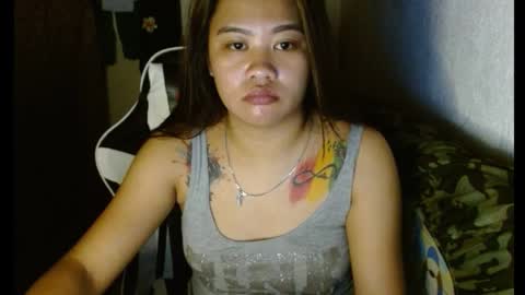 Snapshot of urfynestasian chatting on January 3, 6:33 am urfynestasian online show from January 3, 6:33 am