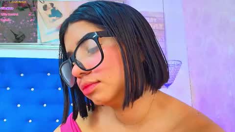 Love online show from January 15, 10:49 pm