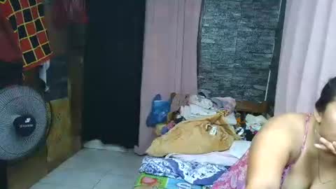 urpinay_singlemother online show from October 25, 6:10 am