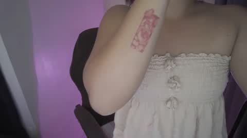 ash online show from October 18, 7:48 pm