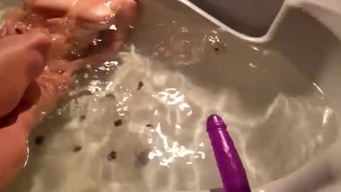 mia online show from May 4, 5:17 pm
