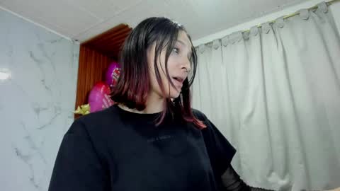 vaelith online show from April 22, 3:25 am