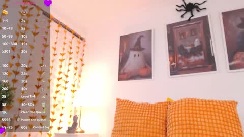 Snapshot of valen_ross_ chatting on October 20, 9:07 pm valentina Rossi 3 online show from October 20, 9:07 pm