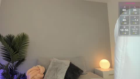 Snapshot of valentina_m17 chatting on February 27, 9:47 pm VALENTINA online show from February 27, 9:47 pm