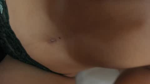 Snapshot of valentina_m17 chatting on December 21, 2:52 am VALENTINA online show from December 21, 2:52 am