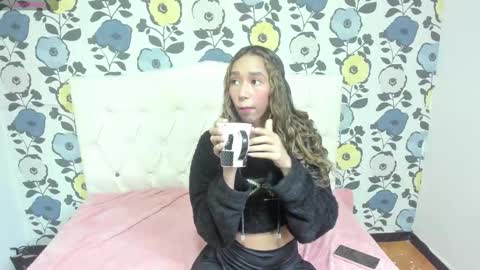 valentinaklean1 online show from November 13, 8:02 am