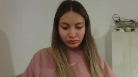 valentinaseleni24 online show from July 2, 9:32 pm
