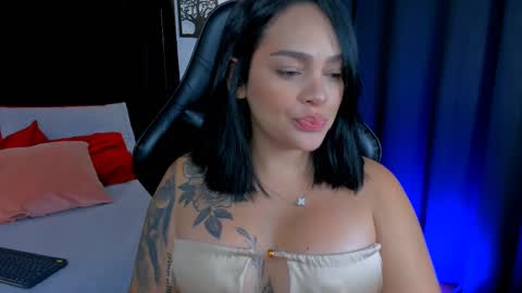   online show from February 27, 11:20 am