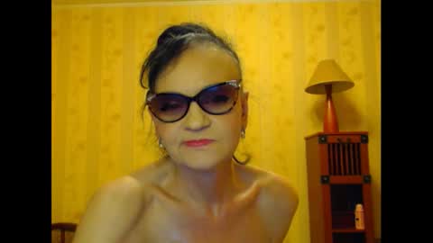 valentijm online show from February 18, 9:42 pm