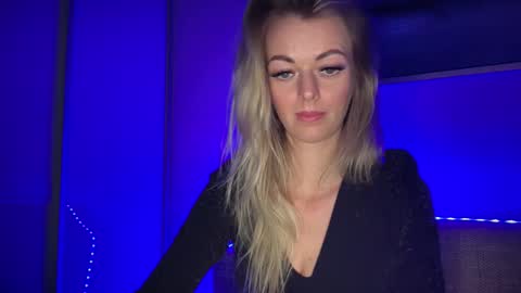 Valerie  online show from February 18, 5:23 pm