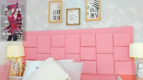 Snapshot of valery_fox___ chatting on September 11, 1:55 pm Valery online show from September 11, 1:55 pm