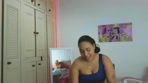 valery_lovex_ online show from March 15, 10:01 pm