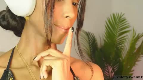 Valery swan1 online show from January 12, 4:18 am