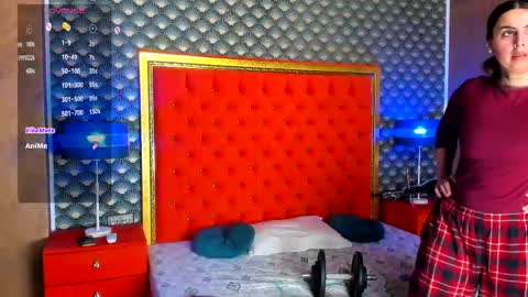 Valerie Val V online show from April 12, 6:33 pm