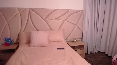 Vallery online show from February 14, 10:39 am