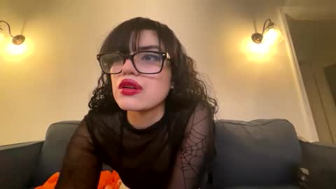 vampgatita online show from January 17, 3:03 am