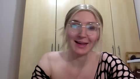 Vanda online show from February 27, 8:31 pm