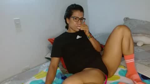 vanessa online show from December 29, 10:47 pm