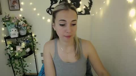 Vanessa online show from June 2, 8:26 am