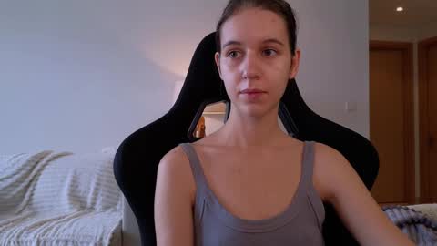 vanessa online show from January 4, 1:31 am