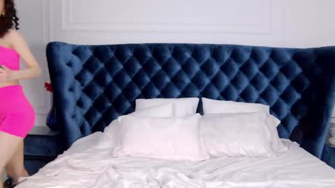 vanessavien online show from January 25, 5:04 pm