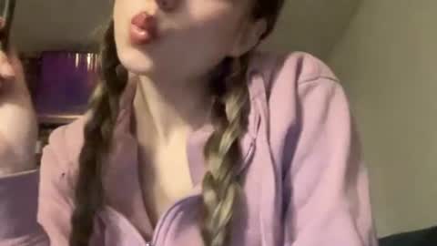 Vanna The Vixen  online show from February 12, 2:57 am