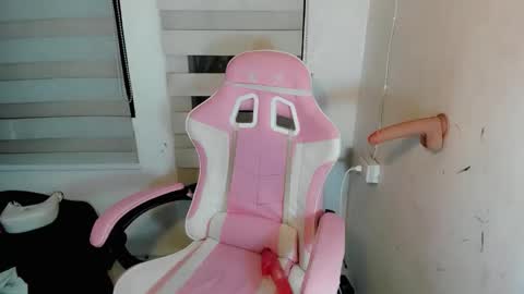 VANNESA online show from November 26, 5:19 am