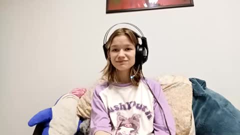 Viola online show from September 26, 12:25 pm