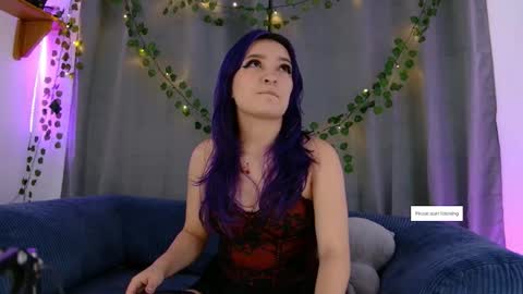 Vayolett online show from December 17, 1:33 am