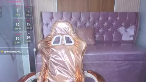 velvet_celeste_b online show from June 22, 12:46 pm