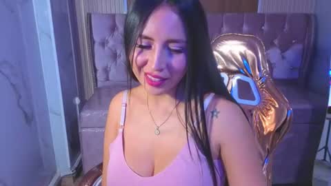 velvet_celeste_b online show from June 11, 12:57 pm