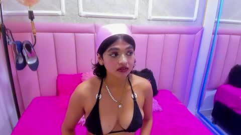 velvet_giirll online show from June 24, 6:29 pm