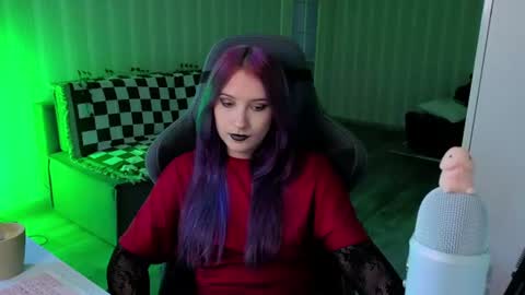 Violet online show from July 10, 11:21 am