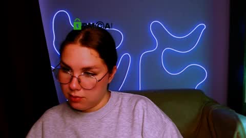 venezia_barton online show from April 3, 1:31 pm