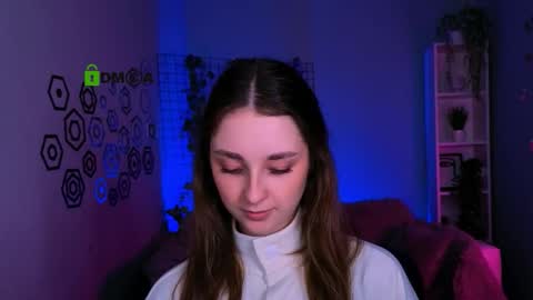 venezia_barton online show from March 23, 8:15 pm