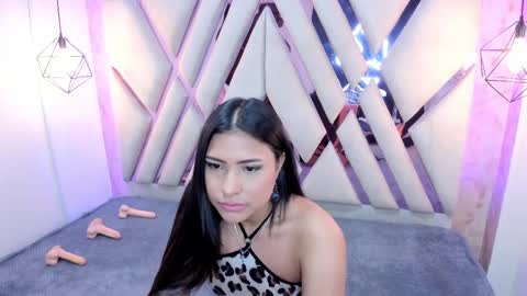 Domelipa  online show from December 3, 6:38 pm