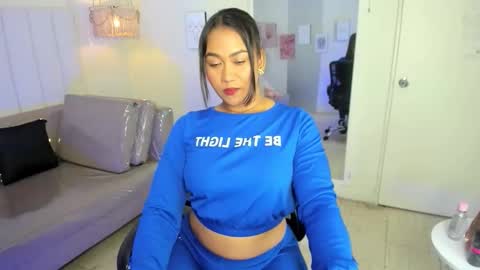 Veronica3  online show from February 25, 4:49 pm