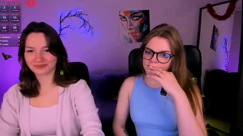 Ronni online show from November 26, 8:43 pm