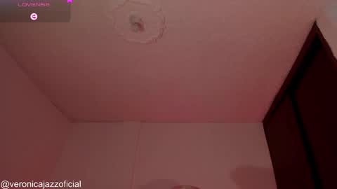 Snapshot of veronica_jazz chatting on January 26, 2:52 pm Vero 3 online show from January 26, 2:52 pm