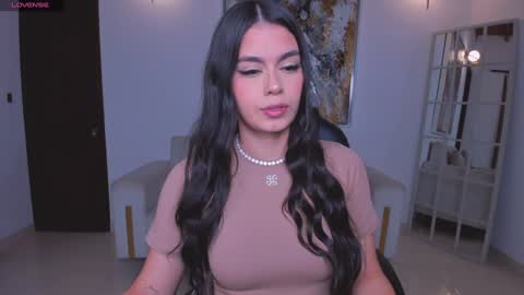 Vero online show from January 5, 11:44 pm