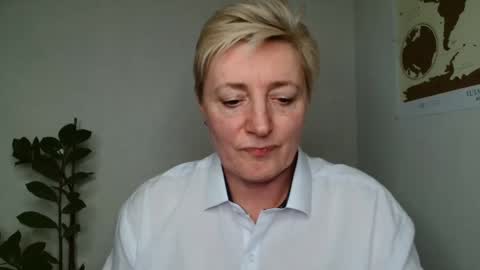 verony_ online show from March 8, 3:22 pm