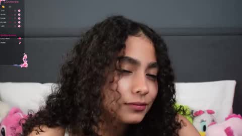 vicky_curly online show from December 15, 3:34 am