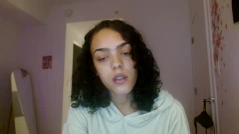 Snapshot of vickyyyx chatting on October 9, 5:44 am Goddess Victory online show from October 9, 5:44 am