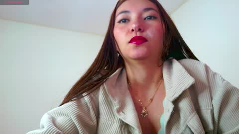 Victoria  online show from June 6, 4:41 am