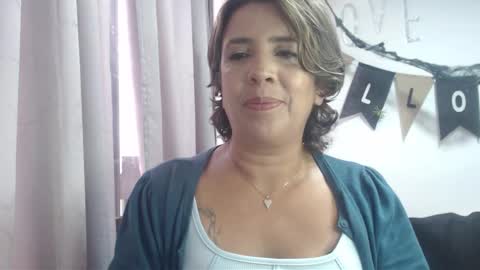 Snapshot of victoria25_meester chatting on October 21, 8:02 pm Hi guys Im victoria Be the one who can control me in PVT online show from October 21, 8:02 pm