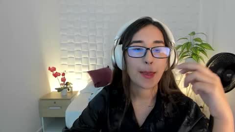 victoria online show from February 16, 8:14 am