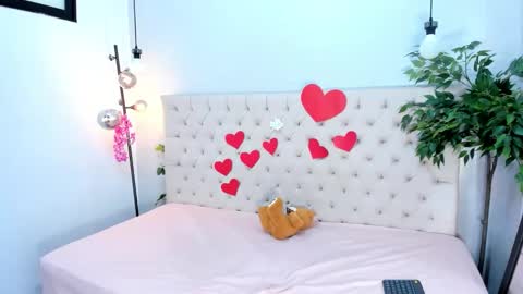 Snapshot of victoria_colemann chatting on September 23, 11:19 am Victoria online show from September 23, 11:19 am
