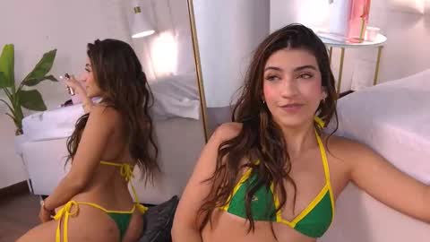  Victoria Lozano  online show from December 20, 4:11 pm